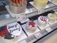 -花花卷卷·鲜食蛋糕(静安久光百货店)