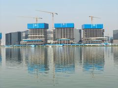 -郑东新区龙湖公共艺术中心