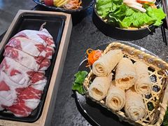 -湊湊火锅·茶憩(新中关购物中心店)