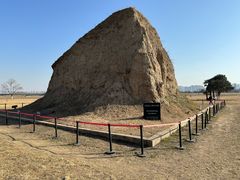 -汉长安城未央宫国家考古遗址公园