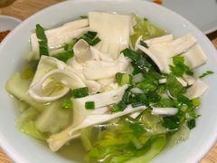 -全牛匠·乐山跷脚牛肉(新中关店)