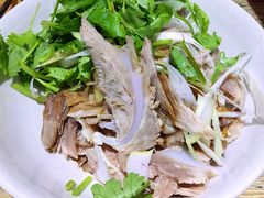 -老东门糁烫面角总店