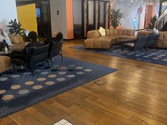 -WeWork中国(南京西路社区店)