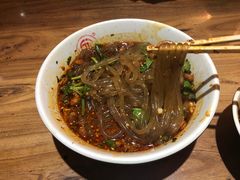 -万记麻辣烫国展总店