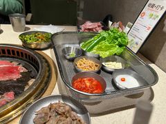-蚂蚁洞·烤肉大营地(上海静安大悦城店)