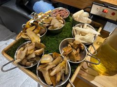 -一朵菌·野生菌探索家火锅(南亚店)