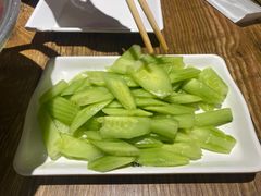 清拌黄瓜-叶派龙虾•招牌香辣蟹·海鲜(中海国际店)