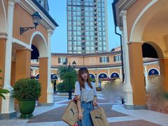 -佛罗伦萨小镇广佛名品奥特莱斯(疏港路店)