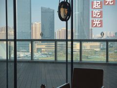 靠窗位-于家堡洲际酒店·堡子里酒廊