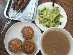 -清真吴记门钉肉饼·喜多利