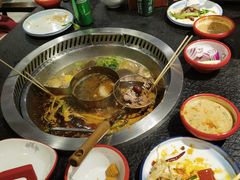 -醉董牛川派鲜肉自选火锅(烟台店)