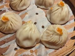 蟹粉小笼包-绿波廊(豫园店)