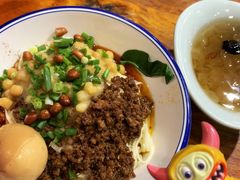 -车沾巷·重庆老味豌杂面