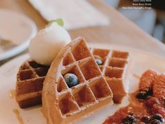 -Common Table · Brunch & Coffee
