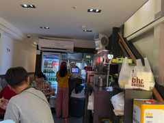 -BHC炸鸡(明洞总店)