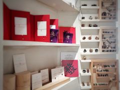 -LADY FAFA(巨鹿路陕西南路路口店)