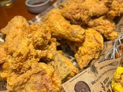 -BHC炸鸡(明洞总店)