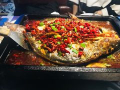-夯鱼烤鱼·尔滨地标美食(国展店)