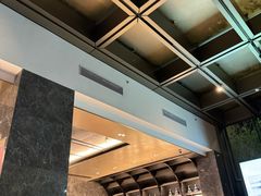 -星河吉酒店-BOND大堂吧·咖啡·简餐