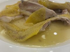 传统水晶走地鸡-金百门·顺德海鲜酒家(陈村店)