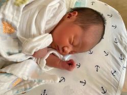 -卓玥国际月子会所(罗山路店)