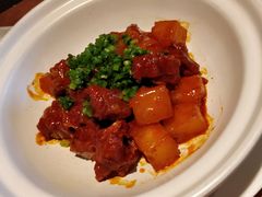 马仕年金牌萝卜精牛腩-马仕玖煲·融合菜·酥不腻烤鸭(人大店)
