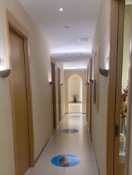 -悦瑢港湾科技美肤芳疗美容