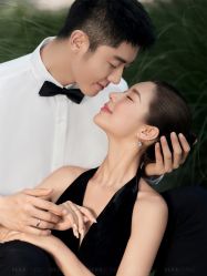 -至臻微拉婚纱摄影