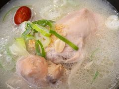 -长寿参鸡汤(朝韩风情街店)