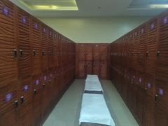 更衣室-湖景温泉