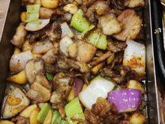 -老东镇啤酒屋海鲜加工·蒸汽海鲜·海鲜烧烤(台东店)