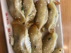 -小姜锅贴(凤凰街店)