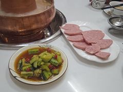 -撮一顿纳西铜火锅