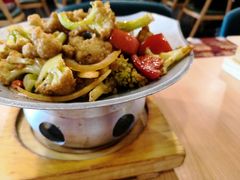 干锅番茄菜花-宏状元现熬粥·京味菜(黄寺大街店)