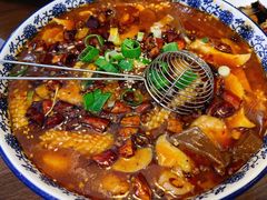 三鲜毛血旺-茗贵坊食府