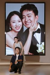 -乐派诗婚纱摄影