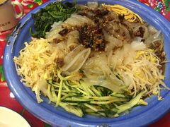 -闯关东东北农家菜(崂山石老人店)