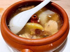 松茸汽锅鸡-缘生态云南菜·野生菌庭院餐厅(华侨城店)