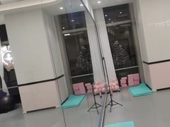 -伊叶舞蹈YEAH DANCE(LCM置汇旭辉校区)
