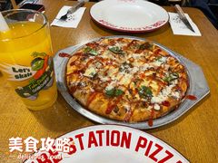 -Tube station站点比萨(王府井百货店)