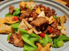-耶里夏丽·新疆菜·28年喀什老馆(田林东路店)