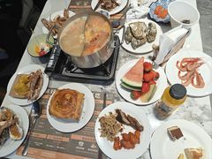 -金马门国际美食百汇(珞喻路店)