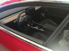 -TESLA 特斯拉(广州天环广场体验店)