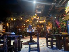 -泉城欧乐堡戏水湾艺术养生温泉