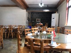 大堂-崂山水果园农家宴(泉水鸡店)