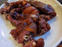 -老鼎万春卤菜(五代传承创始老店)