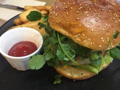 -HELLO 27 意面·沙拉·帕尼尼