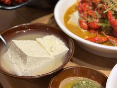 -虾领航小龙虾·吉林烧烤(柳州路店)