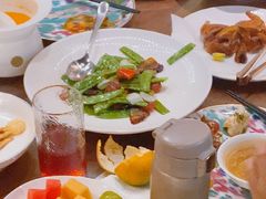 荷塘月色小炒皇-海派悦庭·海胆烧麦·新融合菜(凯德广场店)