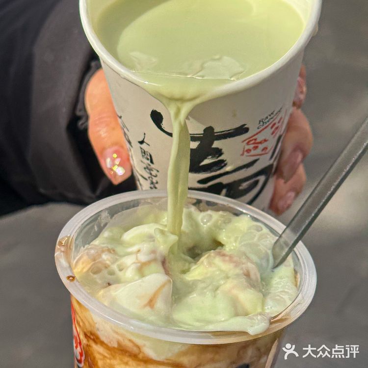 一口沦陷啊，简直就是一杯液体芝士蛋糕